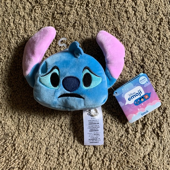💙SOLD Stitch Emoji Plushie💙 - Picture 2 of 2